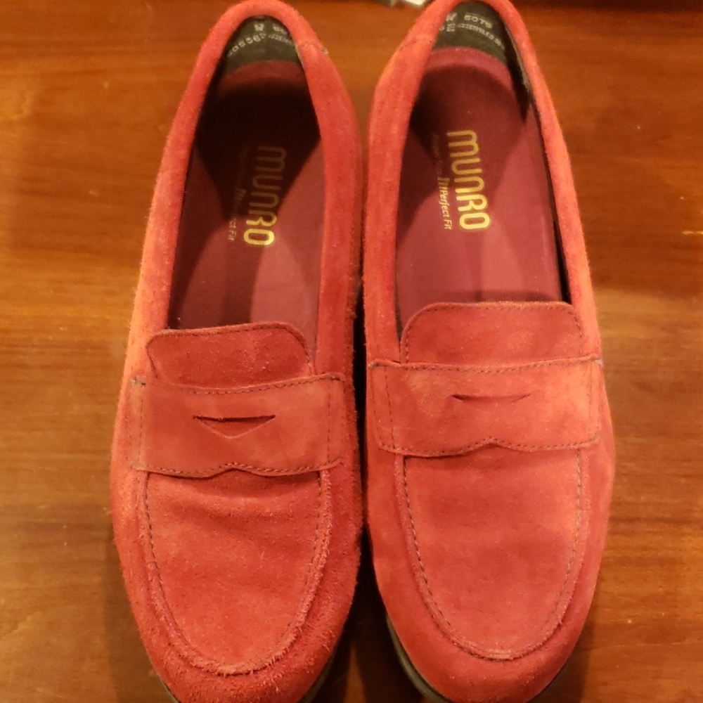 Munro Red Heeled Loafers